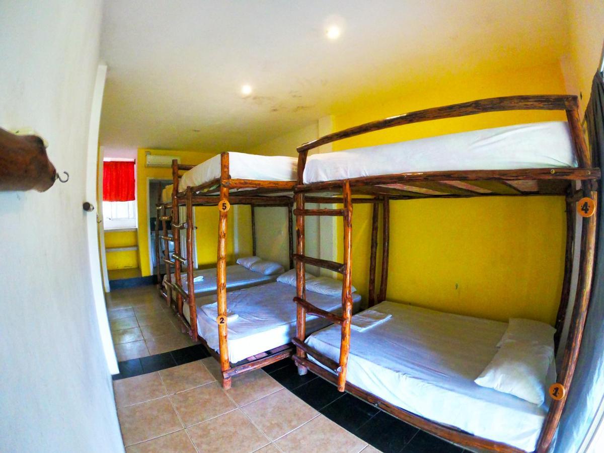 Kiwi Suites Hostel Montañita Zewnętrze zdjęcie