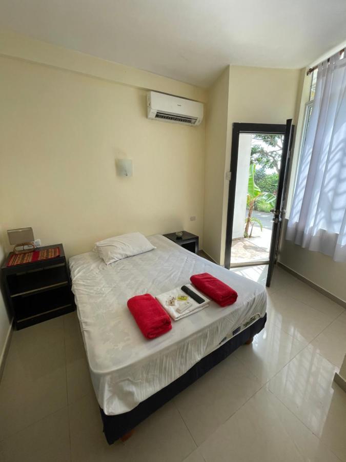 Kiwi Suites Hostel Montañita Zewnętrze zdjęcie